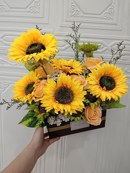 Artificial Flower