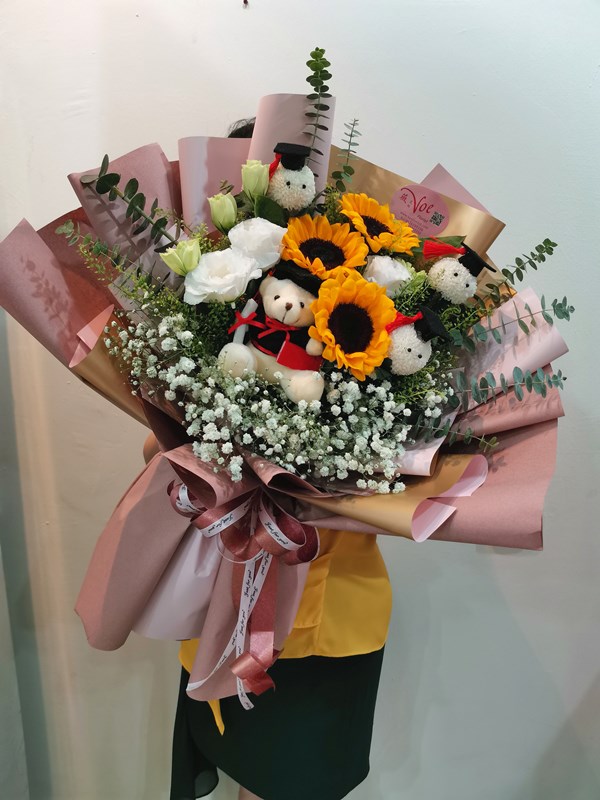 Voe Florist Melaka malaysia - Graduation Flowers